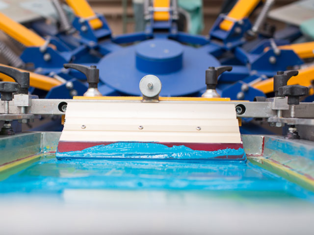 Gießplastisole für diverse Anwendungen, bspw. für Siebdruck mit hoher Deckkraft und Langlebigkeit